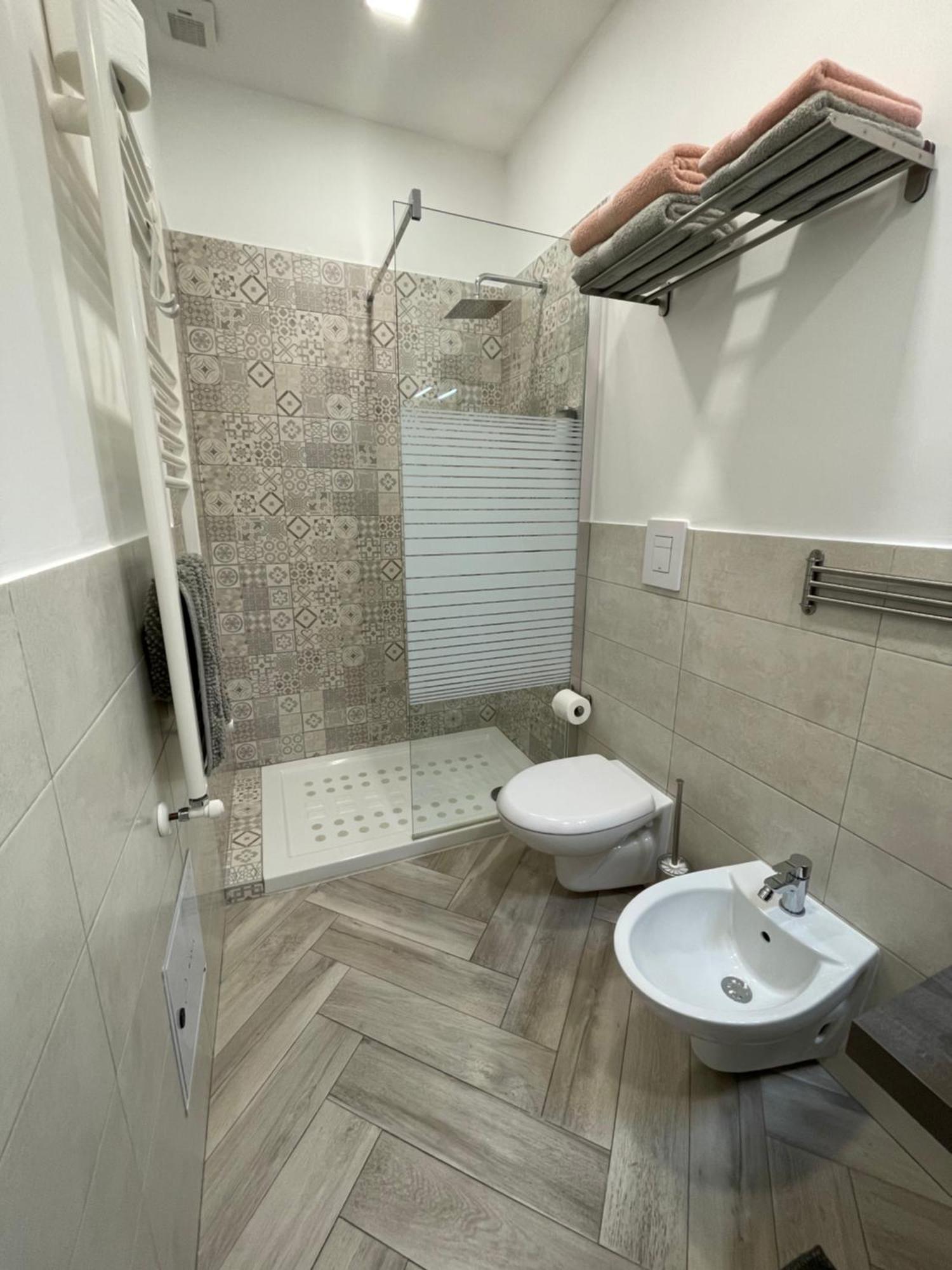 Casa Calo' Apartment บิสเชลเย ภายนอก รูปภาพ