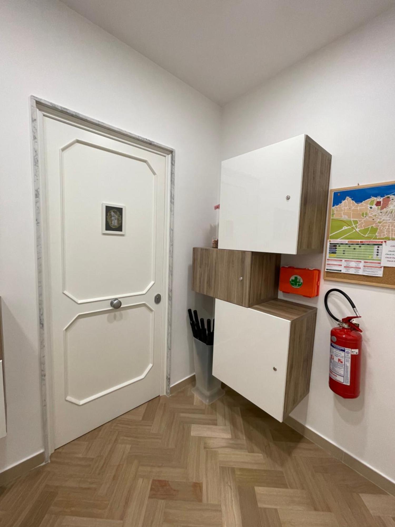 Casa Calo' Apartment บิสเชลเย ภายนอก รูปภาพ